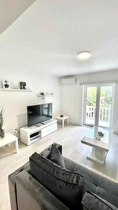Apartman Dolcerosa Kotor Exterior photo